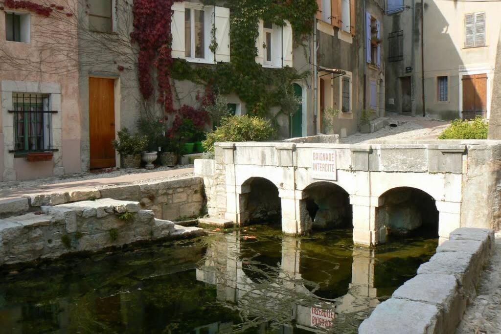 Maison De Maitre 230M² En Plein Coeur Du Village Camps-la-Source Exterior photo