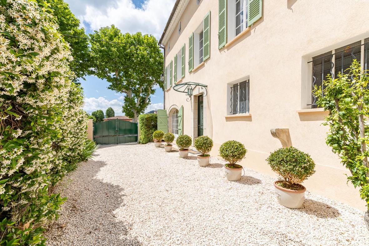 Maison De Maitre 230M² En Plein Coeur Du Village Camps-la-Source Exterior photo